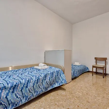 Service Apartman Velence